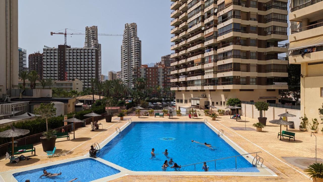 בנידורם Acuarium Levante Beach Apartment מראה חיצוני תמונה