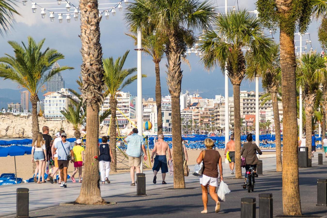 בנידורם Acuarium Levante Beach Apartment מראה חיצוני תמונה
